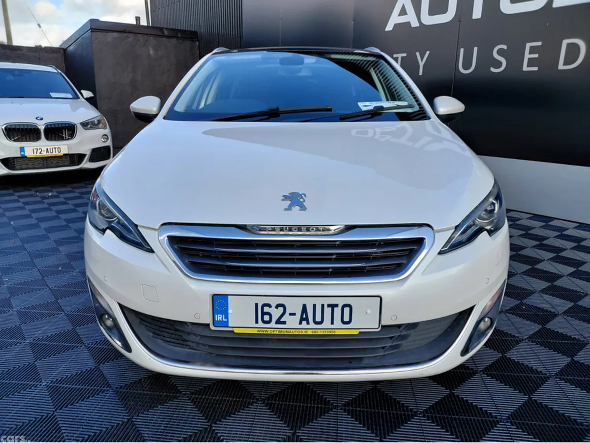 Peugeot 308 Estate, Petrol, 2016, White