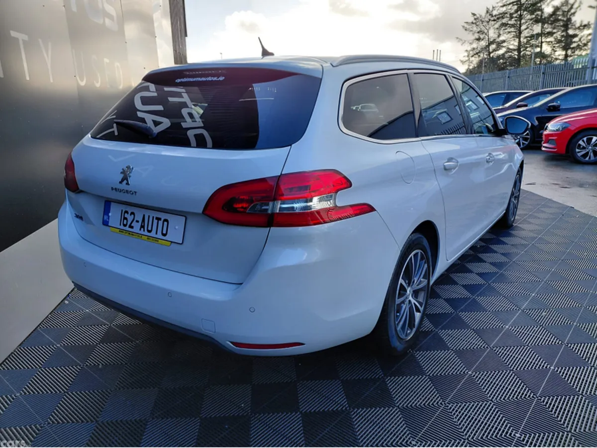 Peugeot 308 Estate, Petrol, 2016, White