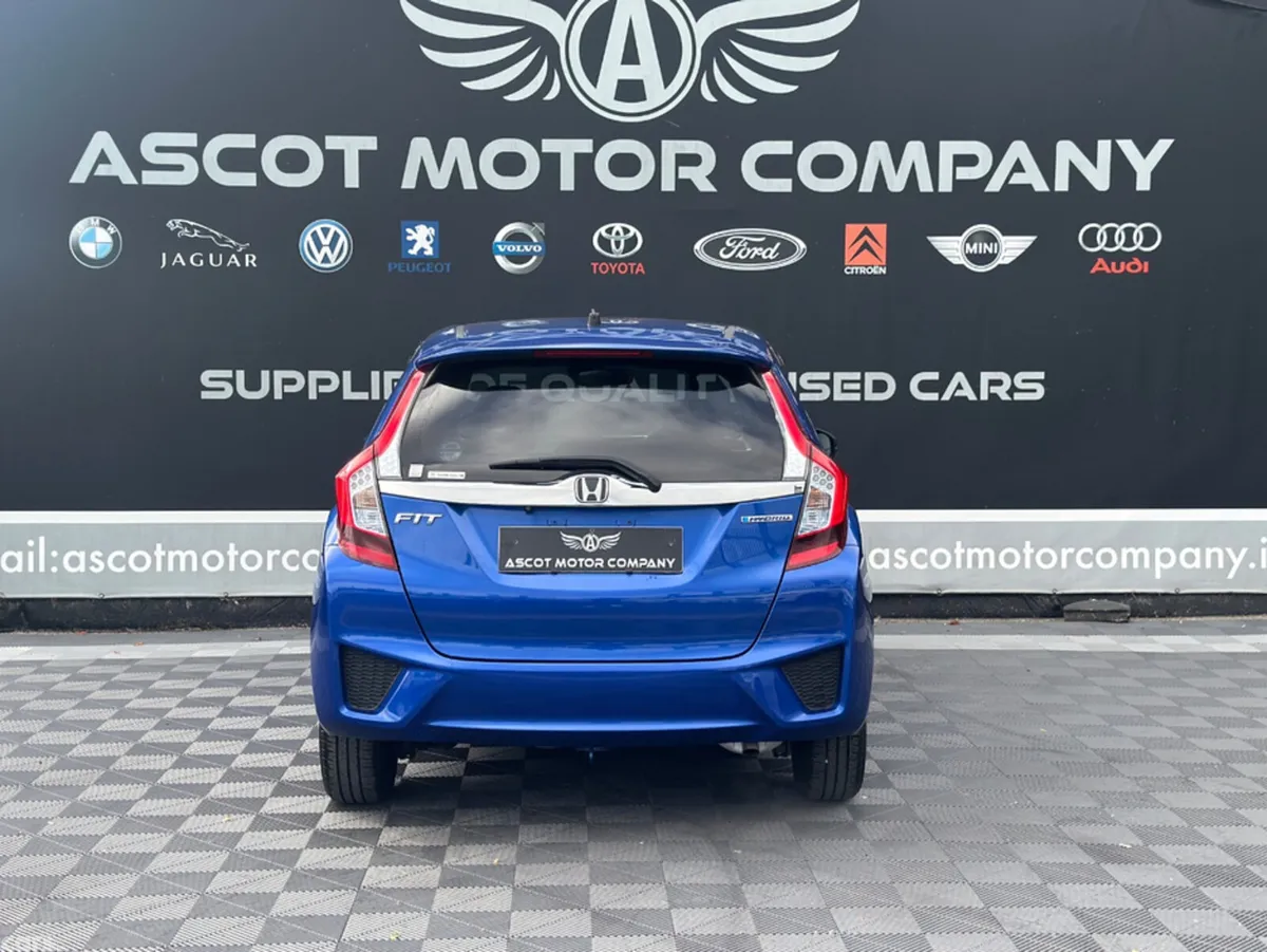 Honda Fit Hatchback, Petrol Hybrid, 2014, Blue