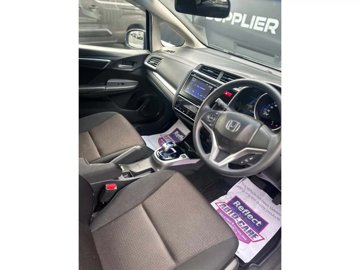 Honda Fit Hatchback, Petrol Hybrid, 2014, Blue