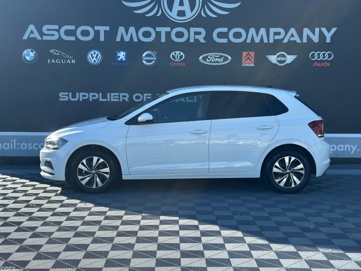 Volkswagen Polo Hatchback, Petrol, 2021, White