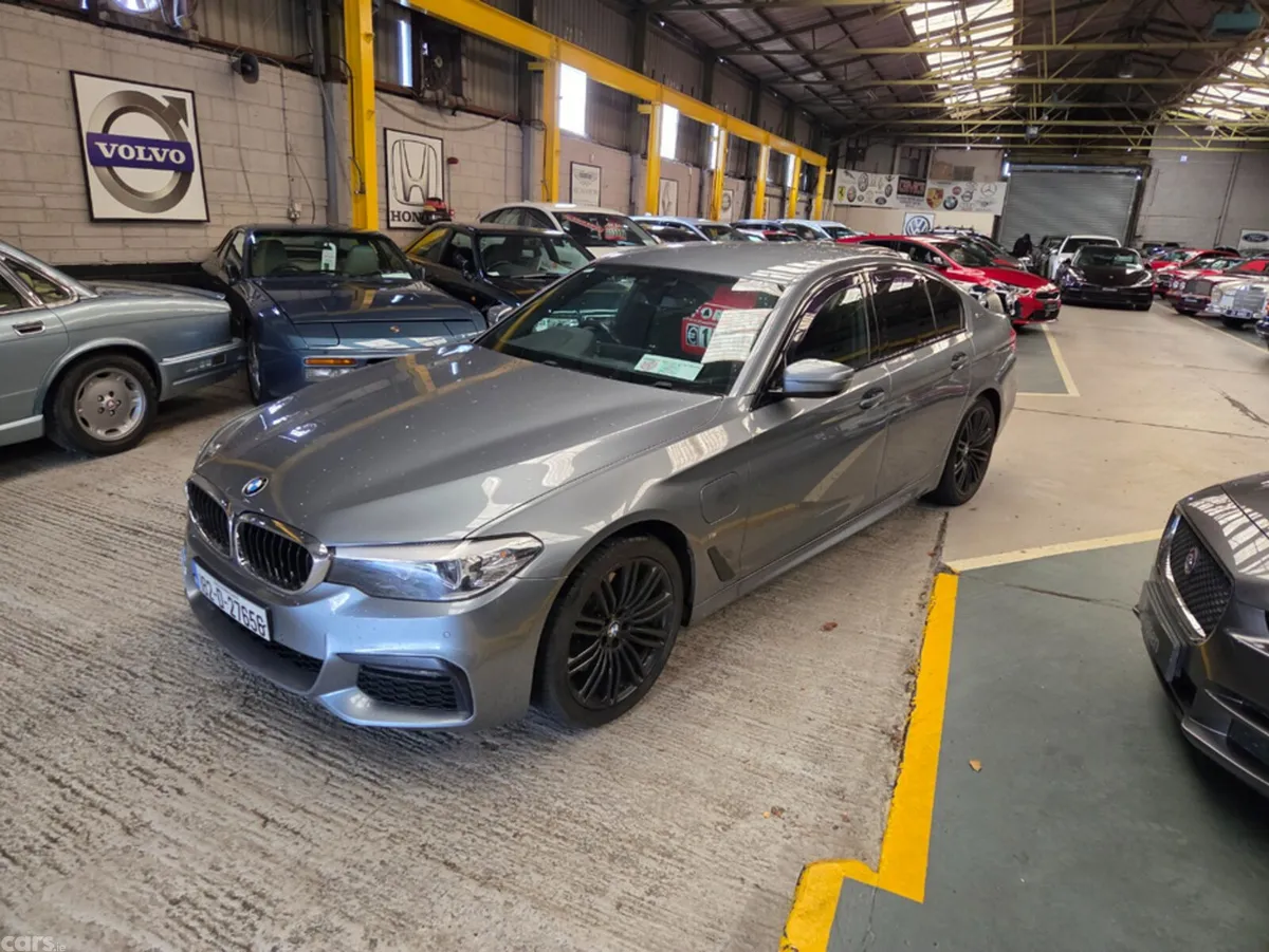 BMW 5-Series Saloon, Petrol Plug-in Hybrid, 2018, Blue