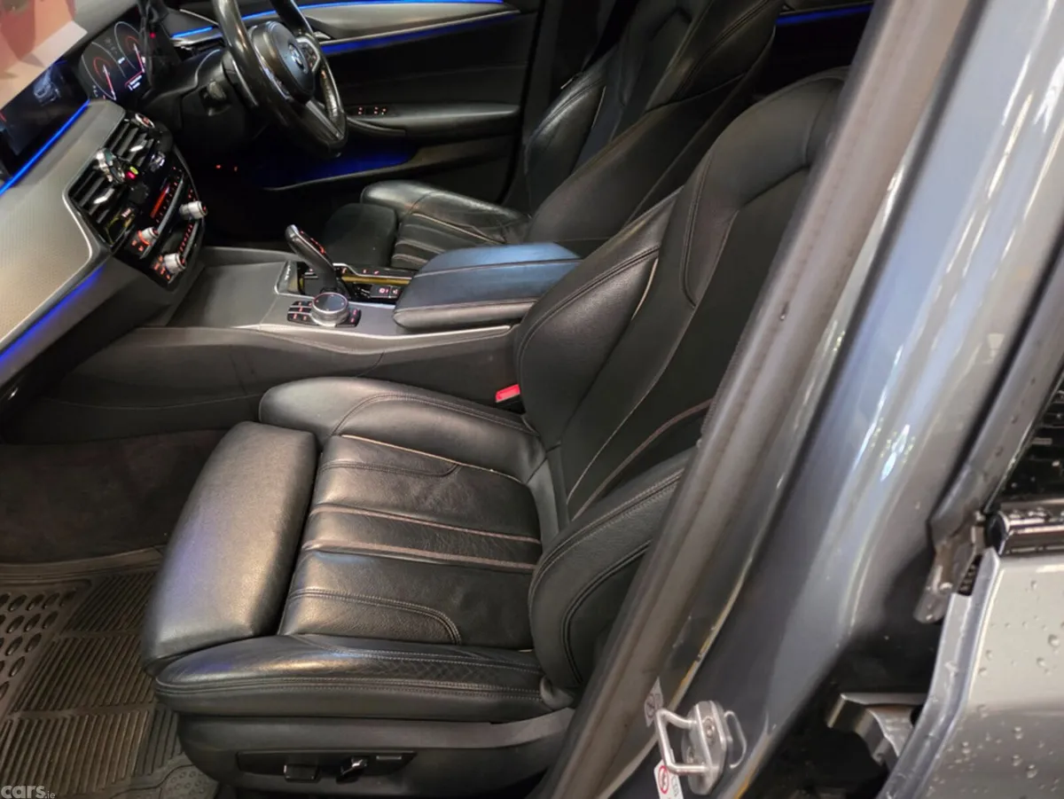 BMW 5-Series Saloon, Petrol Plug-in Hybrid, 2018, Blue