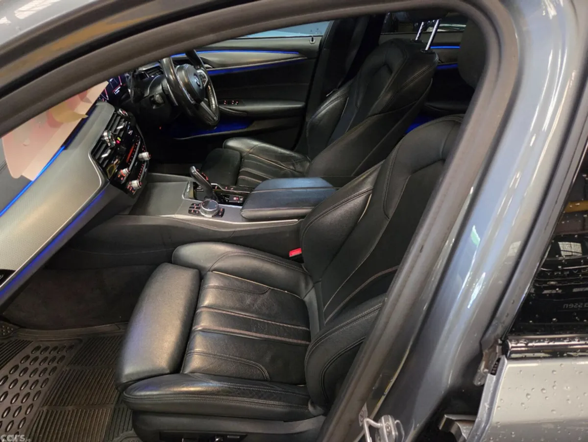 BMW 5-Series Saloon, Petrol Plug-in Hybrid, 2018, Blue