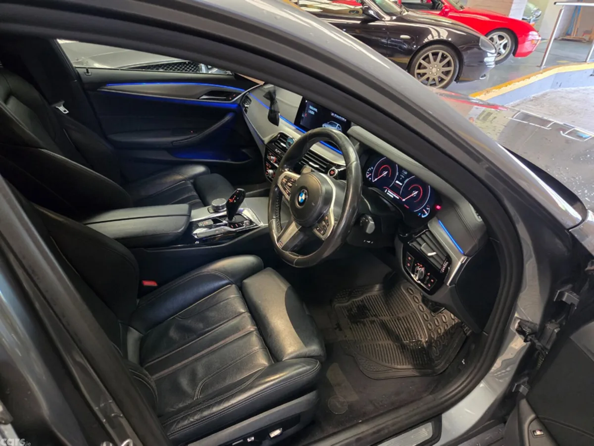 BMW 5-Series Saloon, Petrol Plug-in Hybrid, 2018, Blue