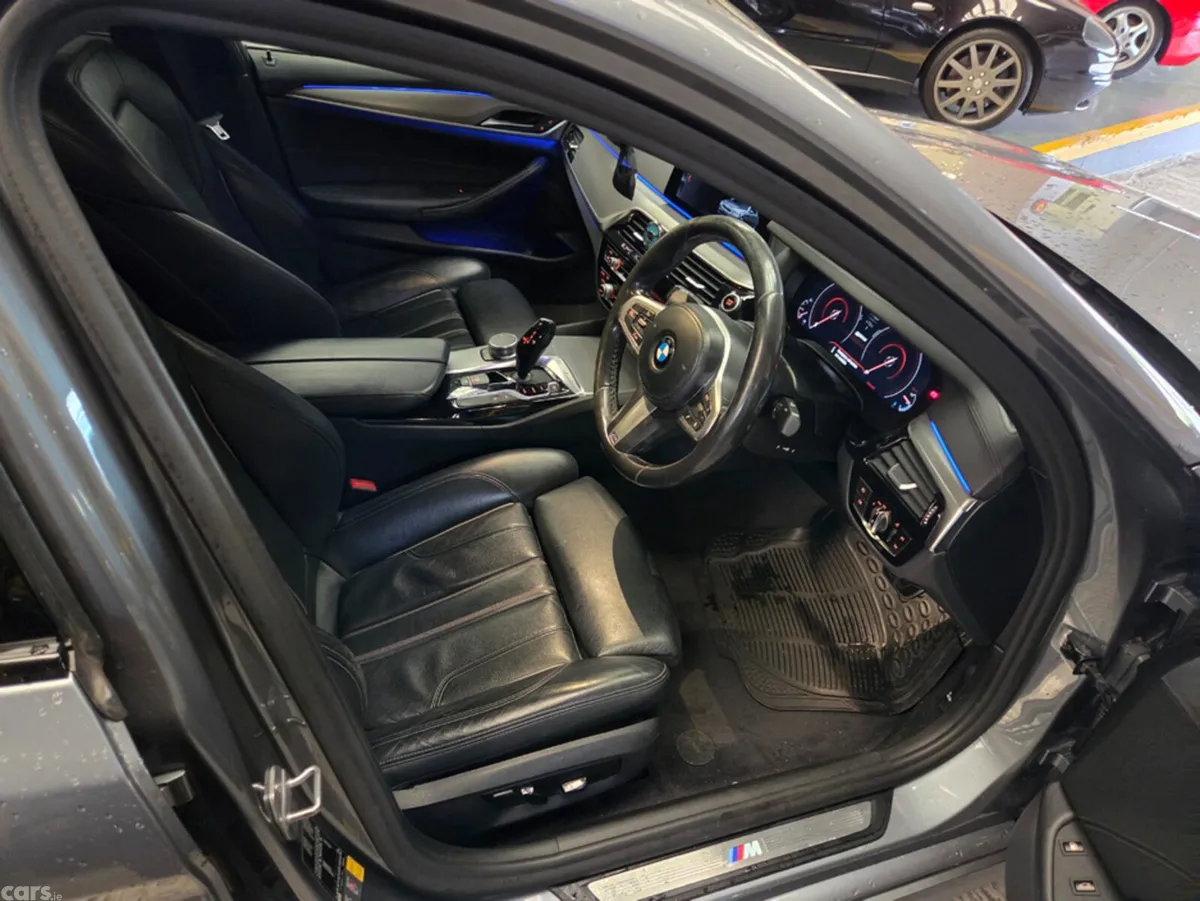BMW 5-Series Saloon, Petrol Plug-in Hybrid, 2018, Blue