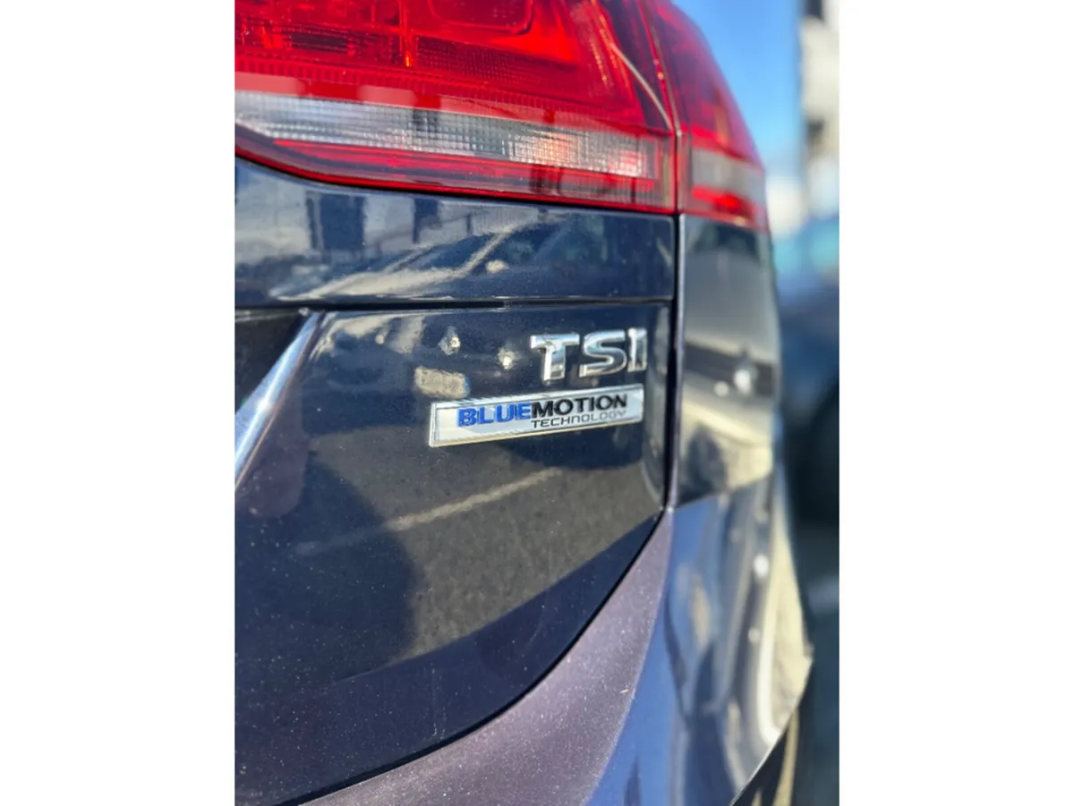 Volkswagen Golf Estate, Petrol, 2016, Blue