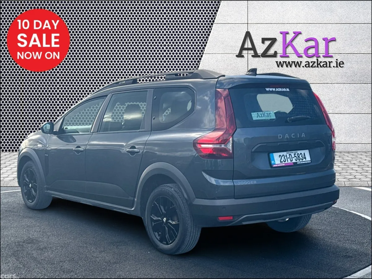 Dacia Jogger MPV, Petrol, 2023, Grey