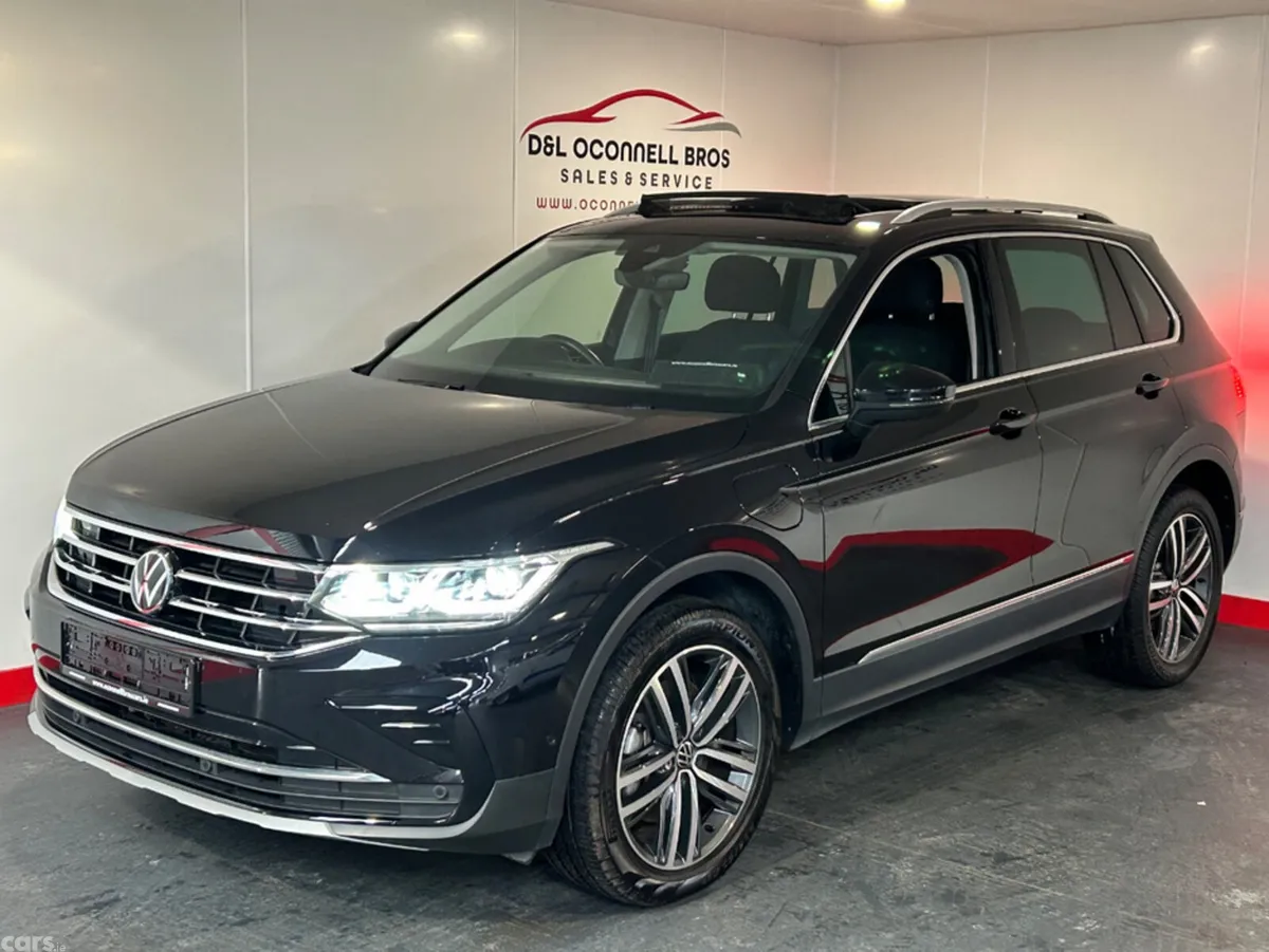 Volkswagen Tiguan Estate, Petrol Plug-in Hybrid, 2023, Black