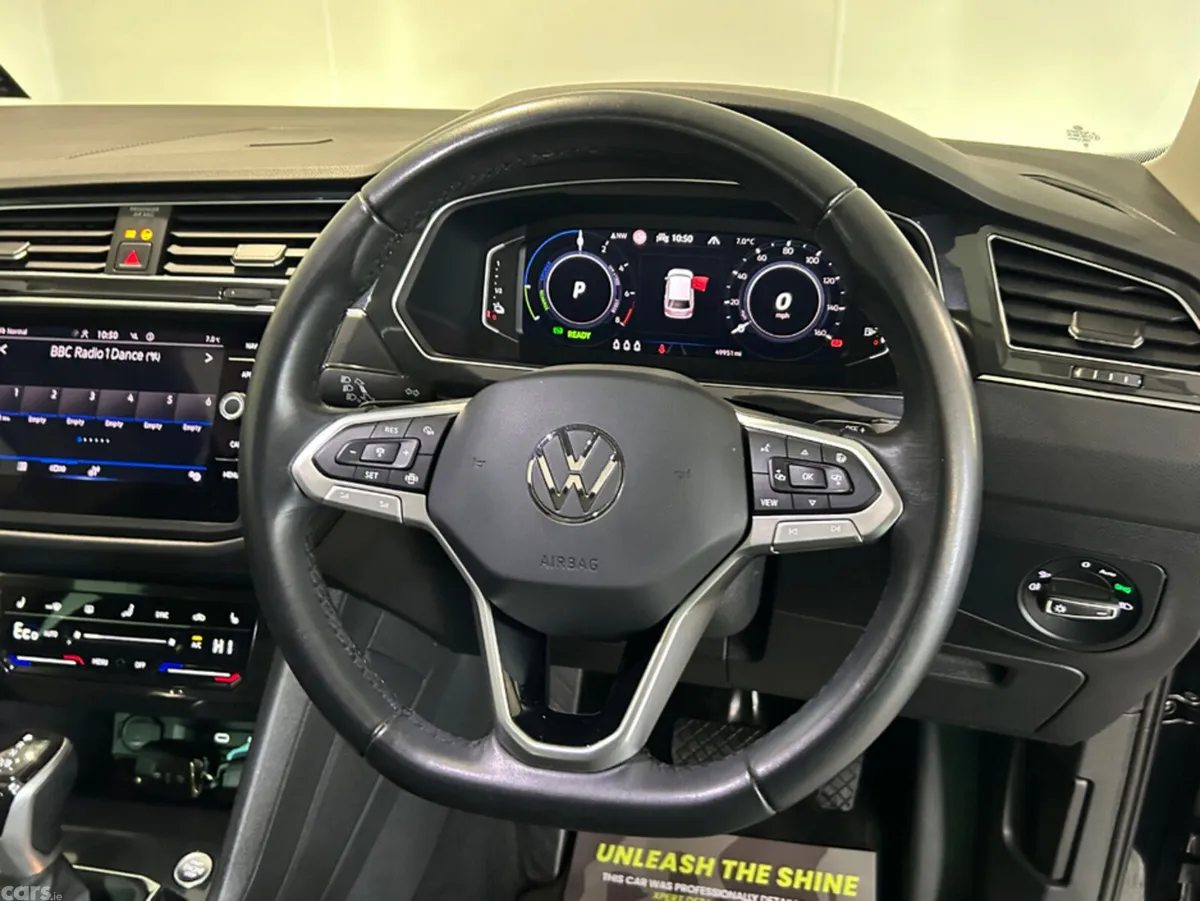 Volkswagen Tiguan Estate, Petrol Plug-in Hybrid, 2023, Black