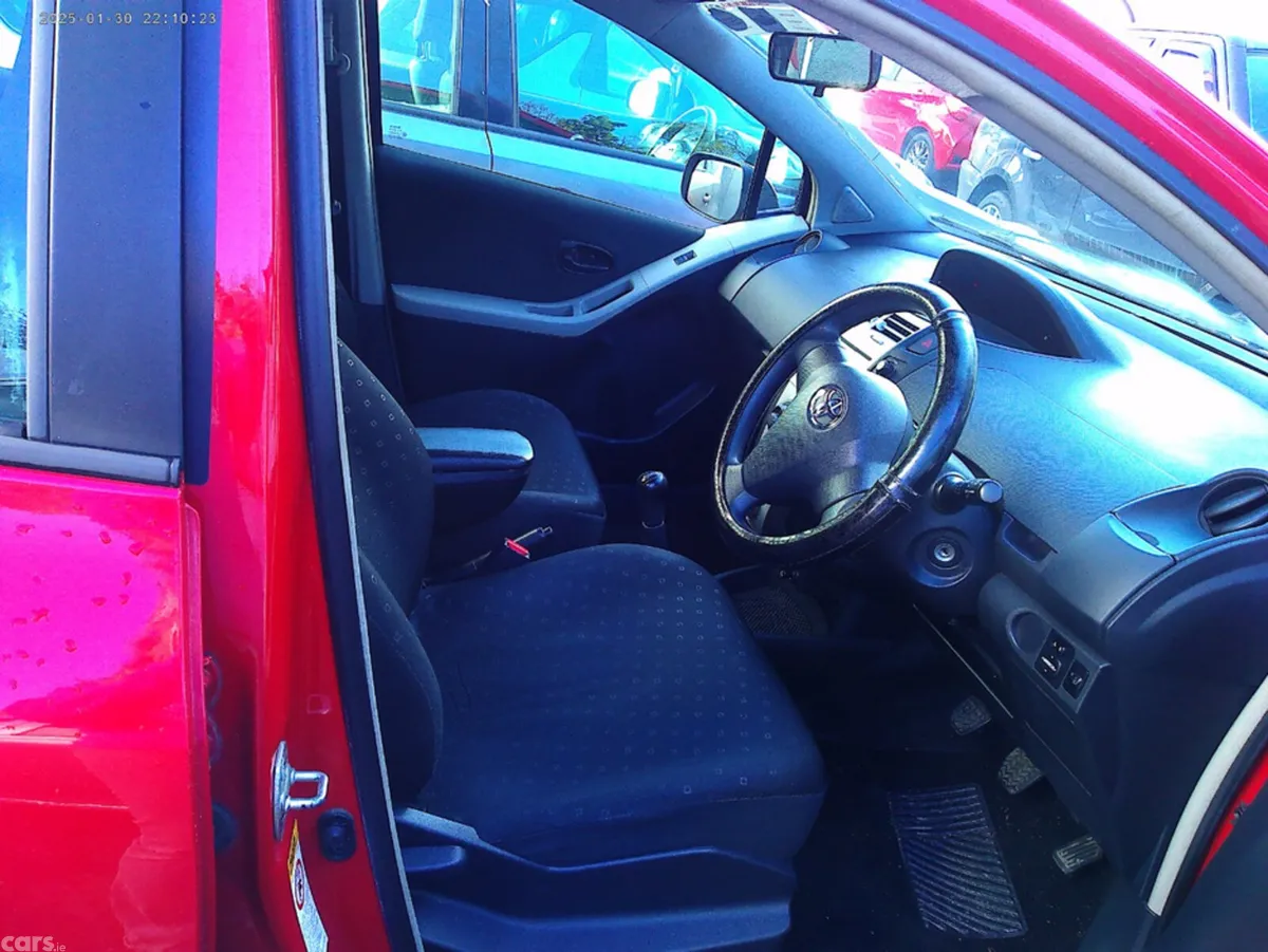 Toyota Yaris Hatchback, Petrol, 2008, Red