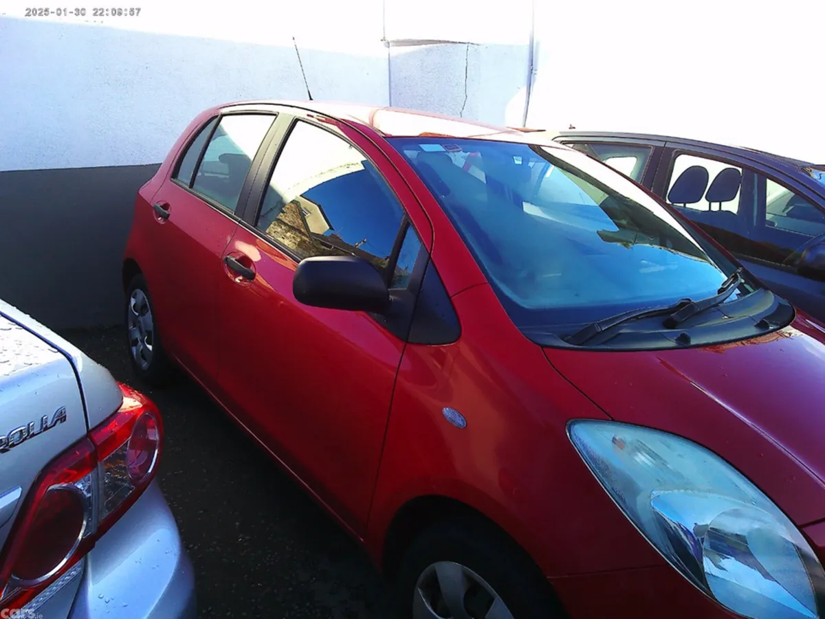 Toyota Yaris Hatchback, Petrol, 2008, Red