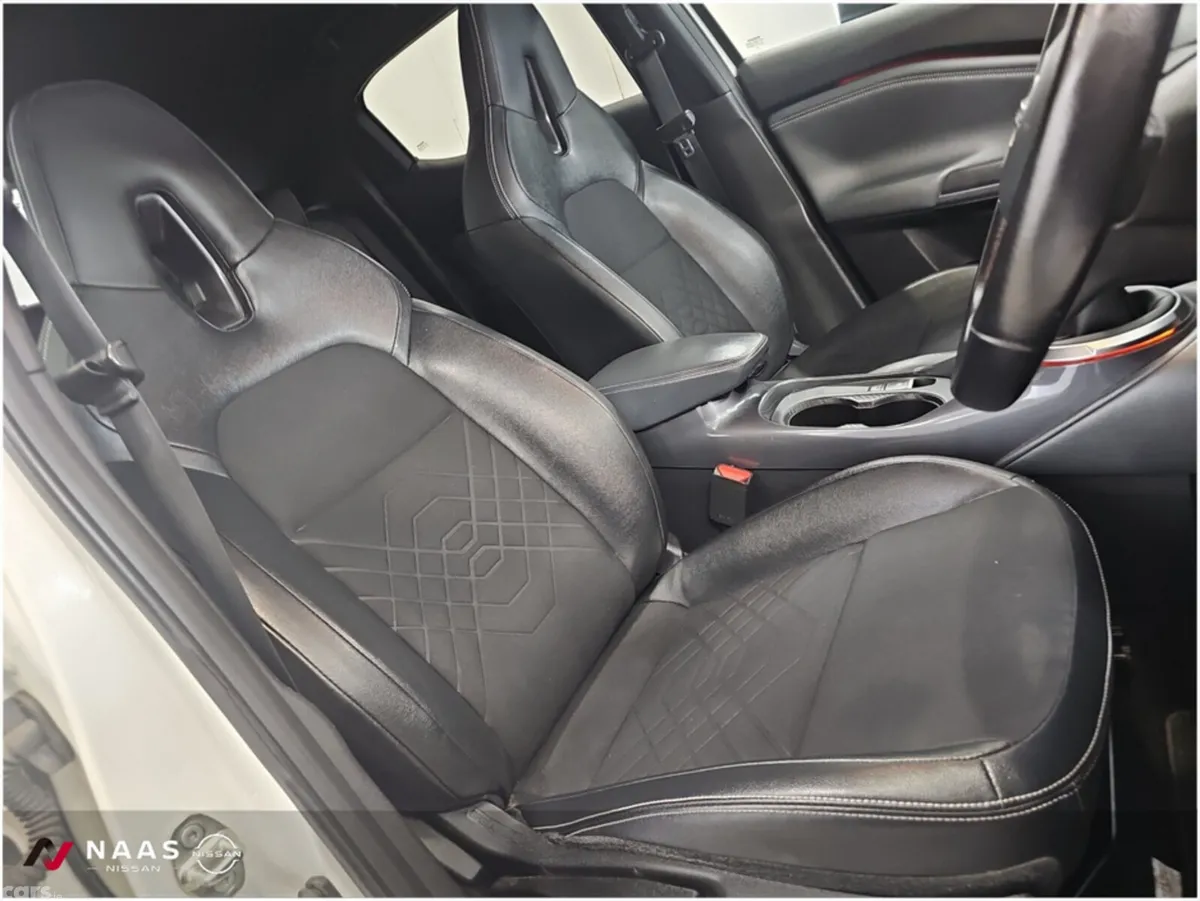 Nissan Juke MPV, Petrol, 2021, White