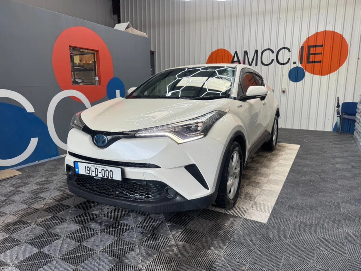 Toyota C-HR SUV, Petrol, 2019, White