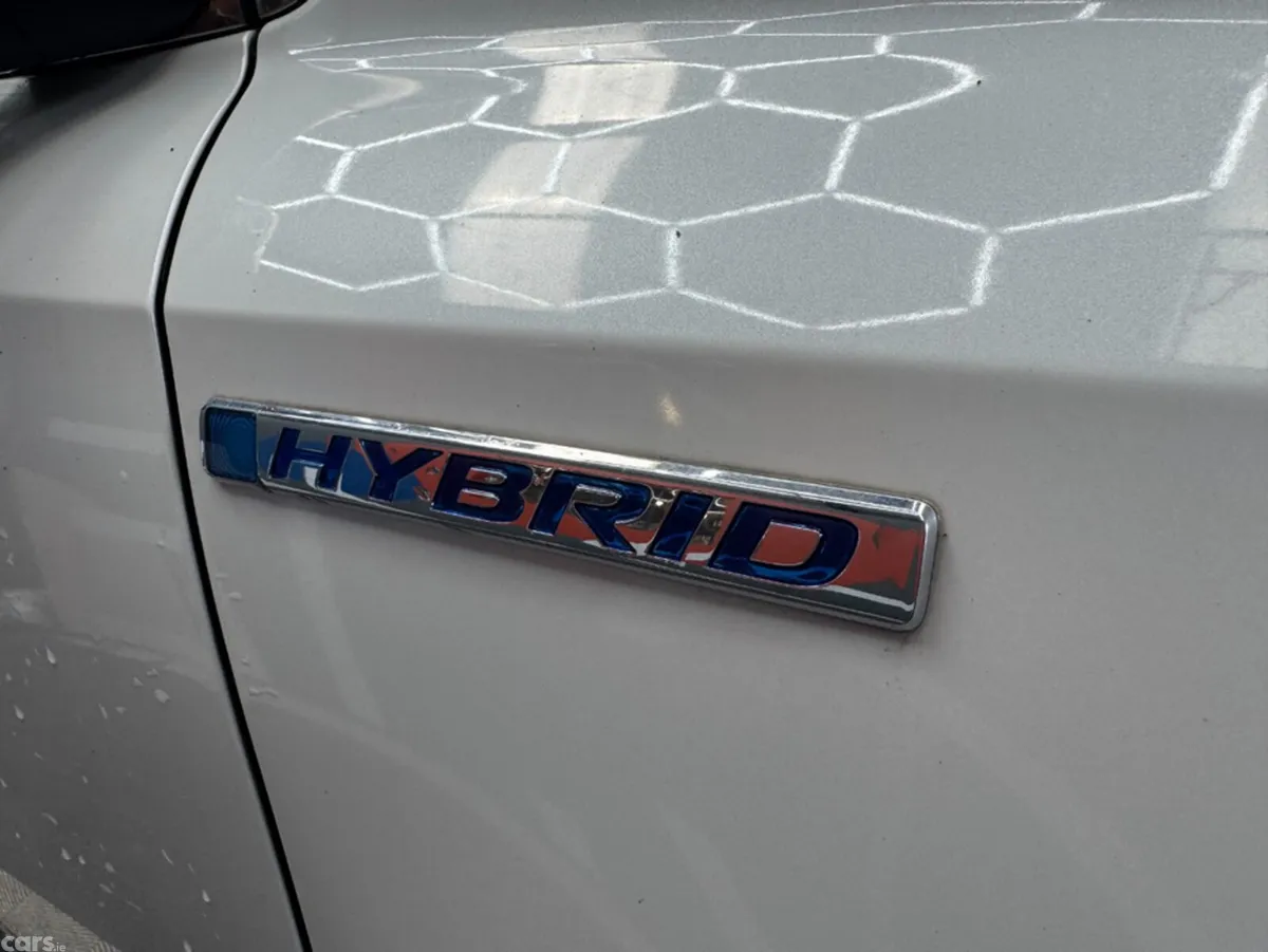 Honda CR-V SUV, Petrol Hybrid, 2019, White