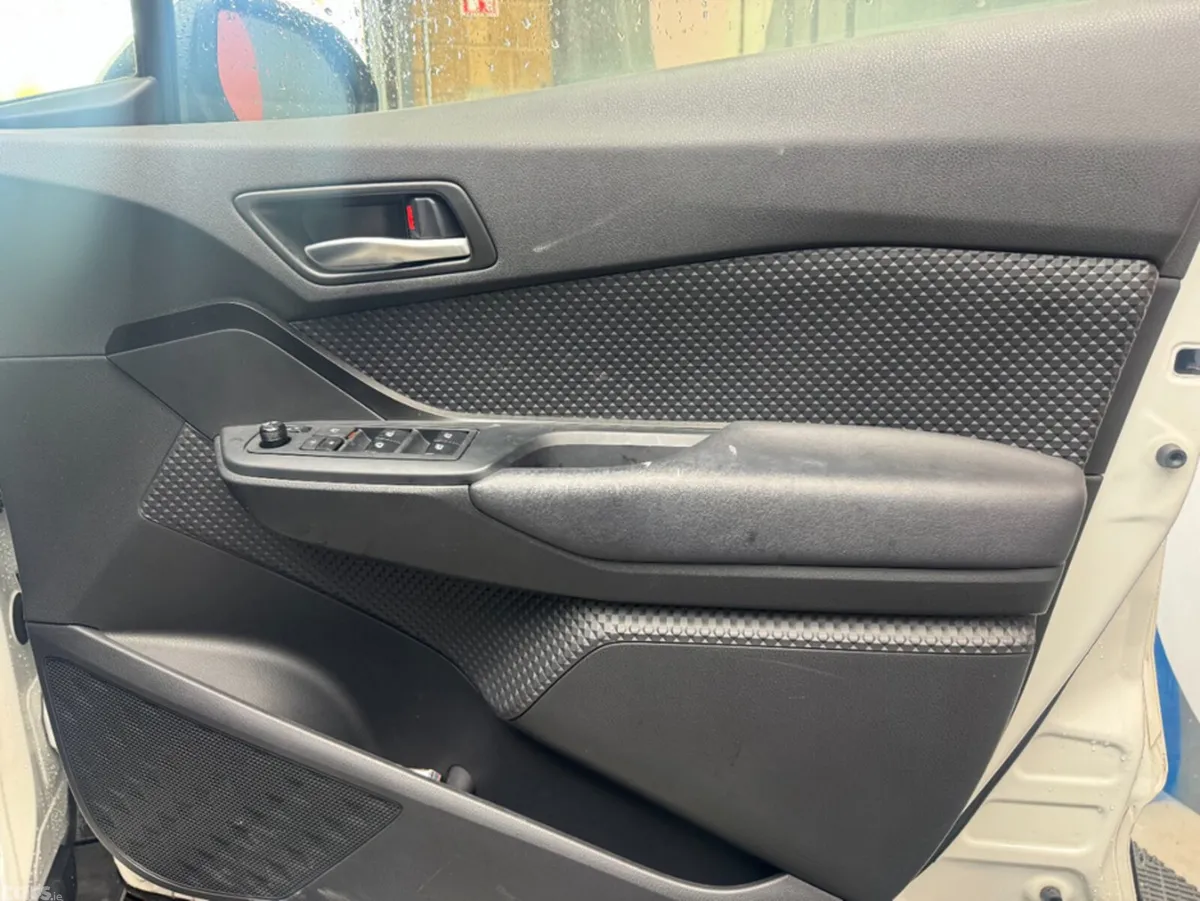 Toyota C-HR SUV, Petrol, 2019, White