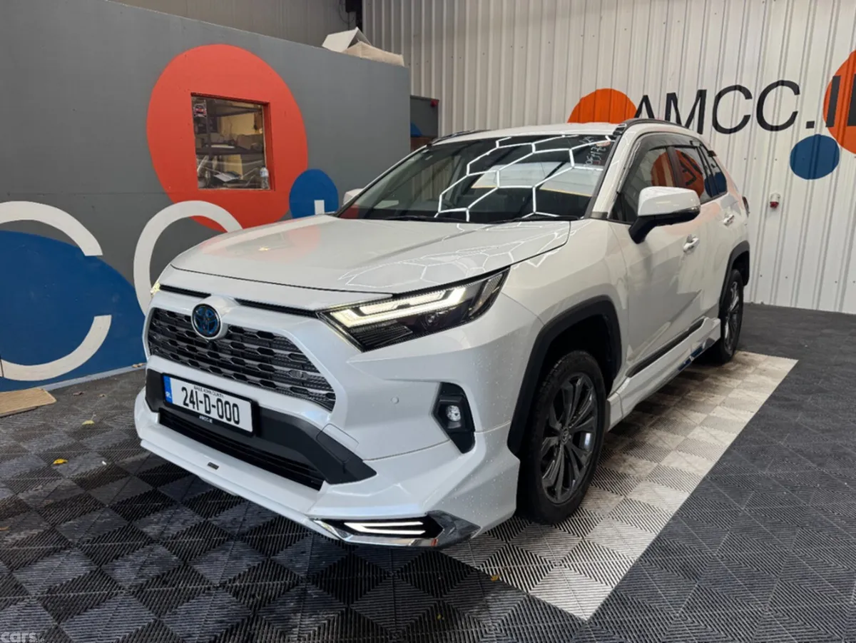 Toyota RAV4 SUV, Petrol Hybrid, 2024, White