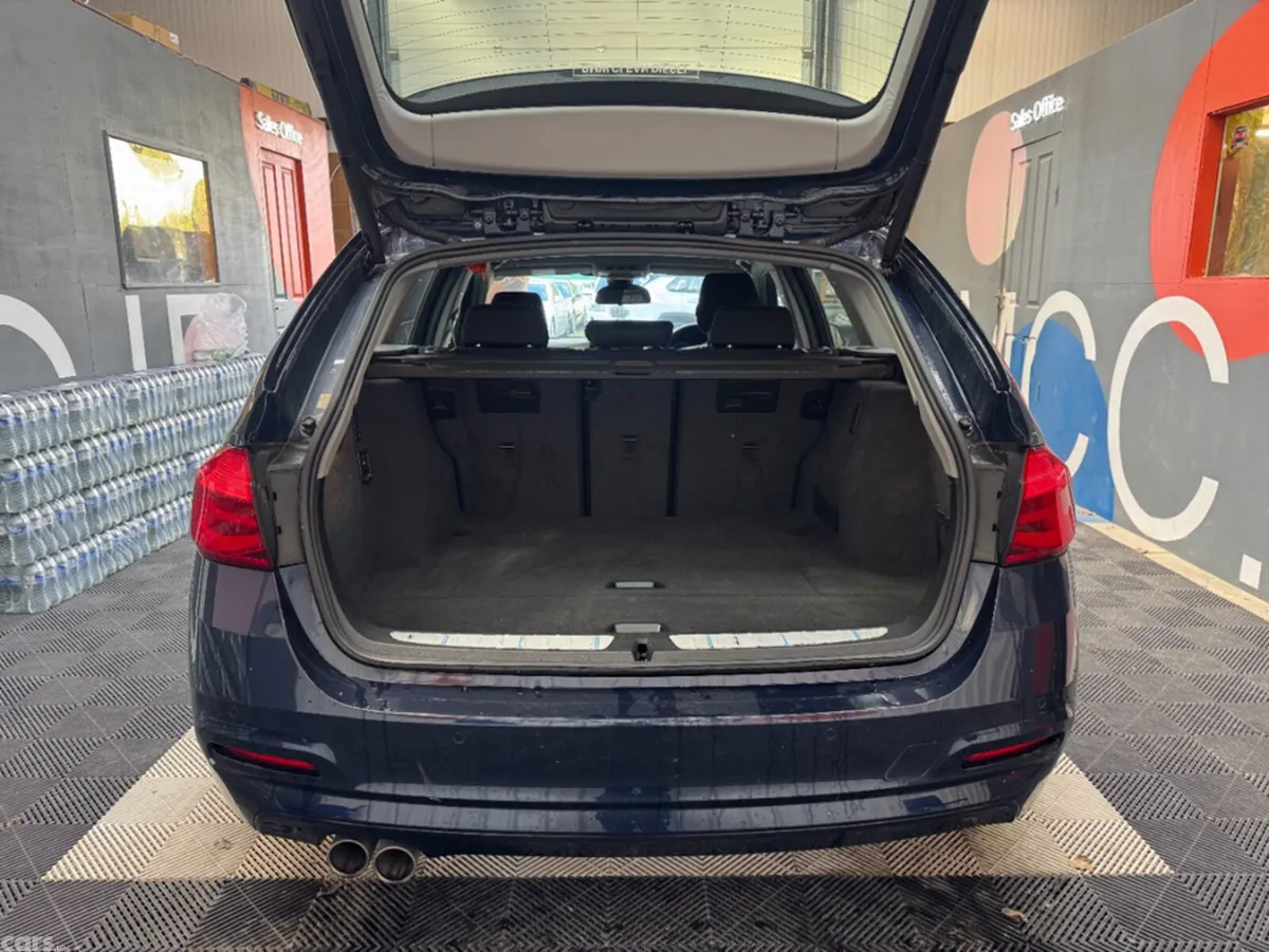BMW 3-Series Estate, Diesel, 2017, Blue