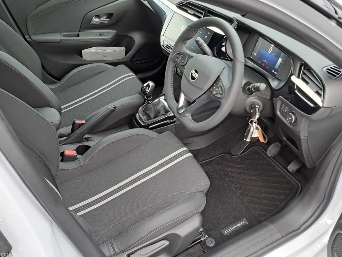 Opel Corsa Hatchback, Petrol, 2027, White