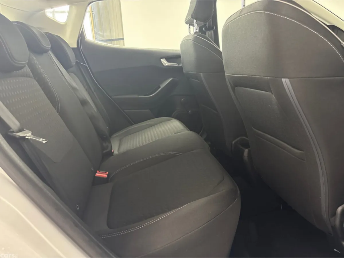 Ford Fiesta Hatchback, Petrol, 2018, White