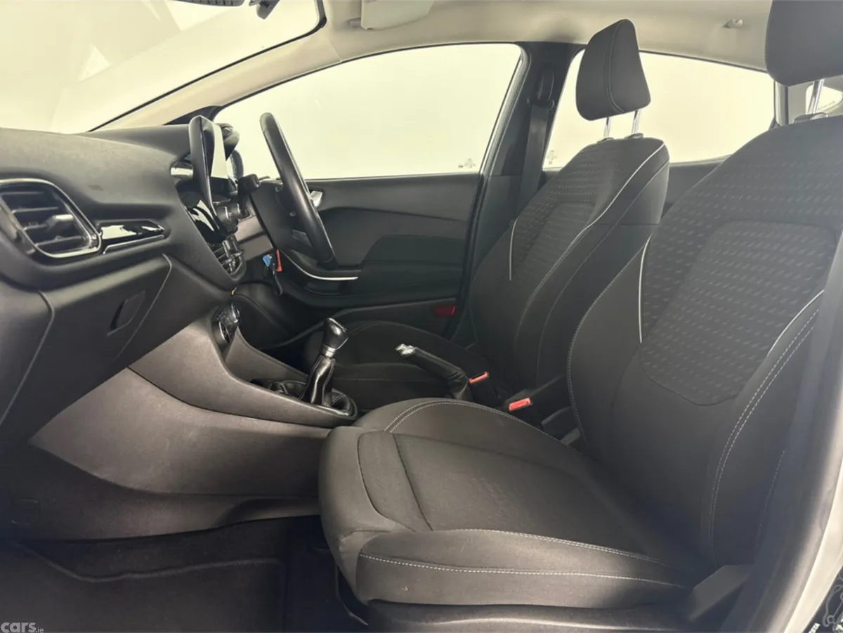 Ford Fiesta Hatchback, Petrol, 2018, White