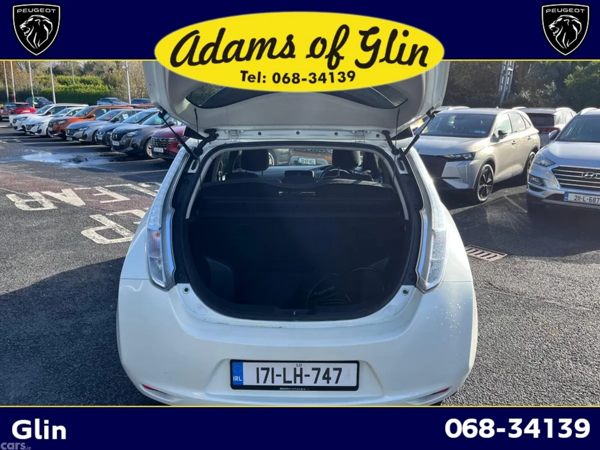 Nissan Leaf Hatchback, Electric, 2017, White