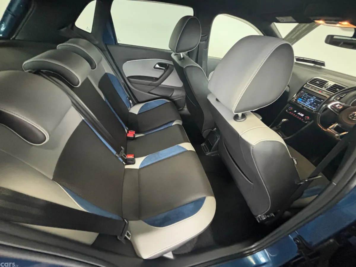 Volkswagen Polo Hatchback, Petrol, 2014, Blue