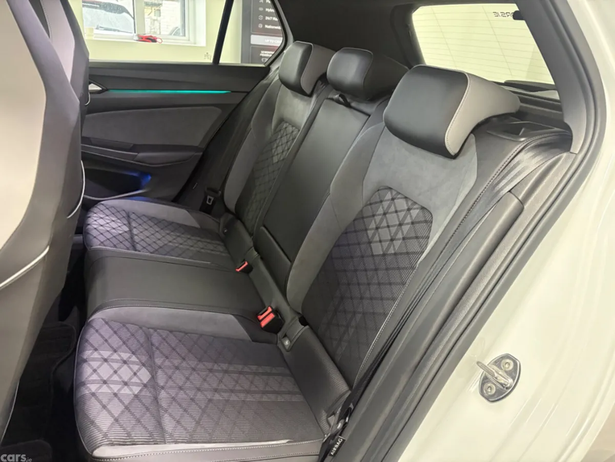 Volkswagen Golf Hatchback, Petrol, 2021, White