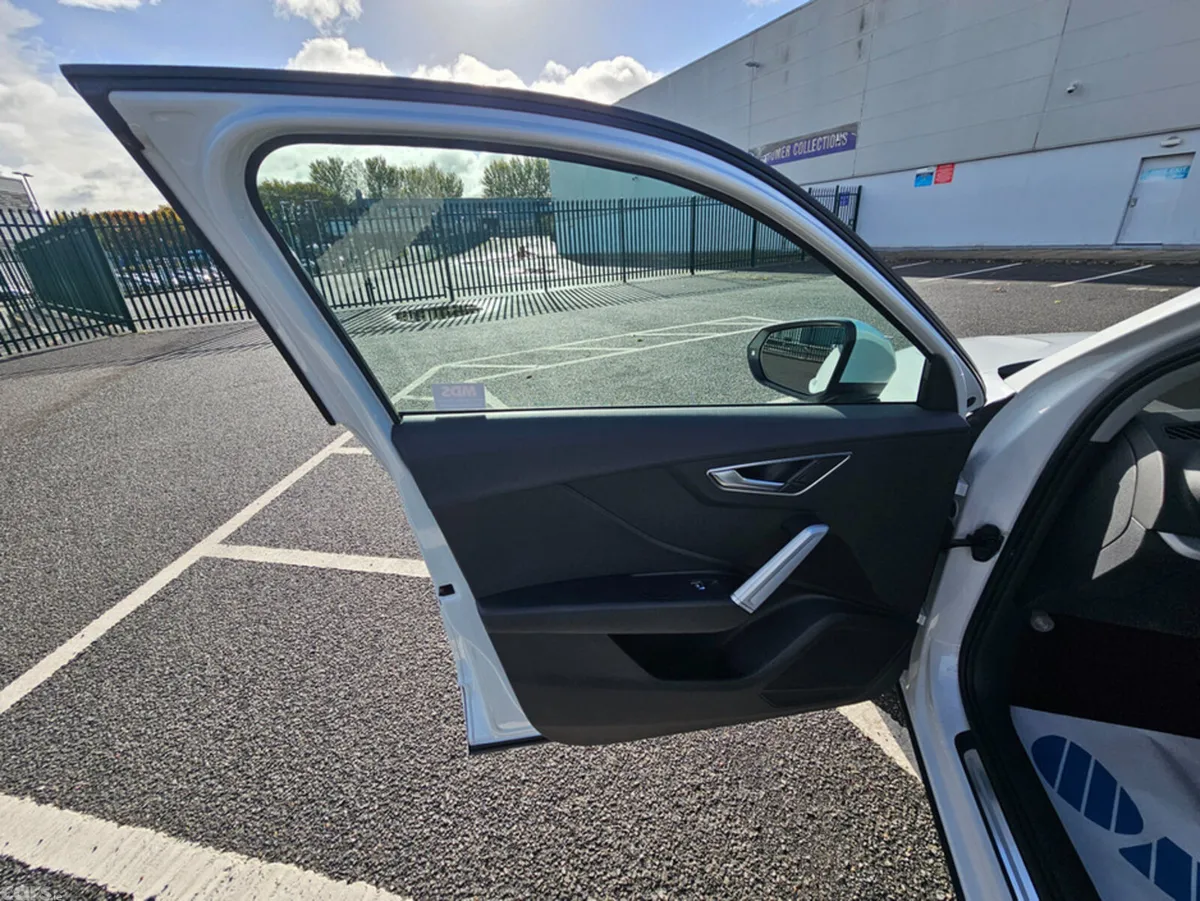 Audi Q2 SUV, Petrol, 2018, White