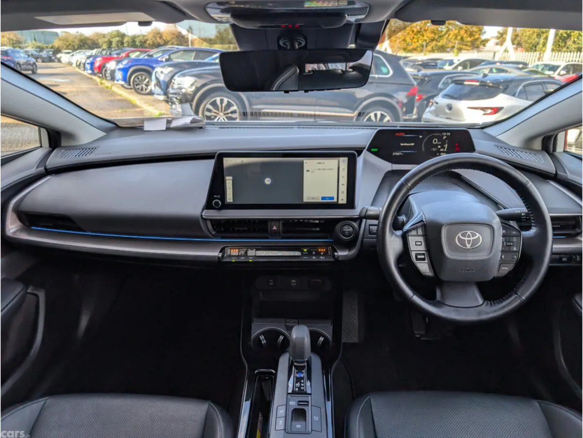 Toyota Prius Saloon, Petrol Hybrid, 2023, White