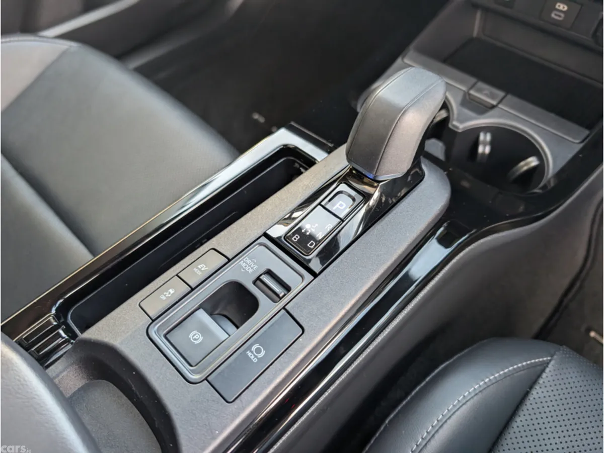 Toyota Prius Saloon, Petrol Hybrid, 2023, White