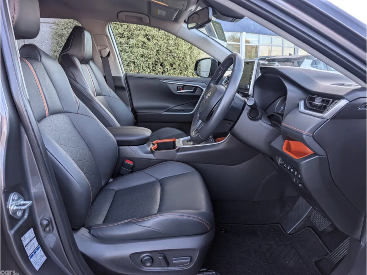 Toyota RAV4 SUV, Petrol Hybrid, 2022, Grey