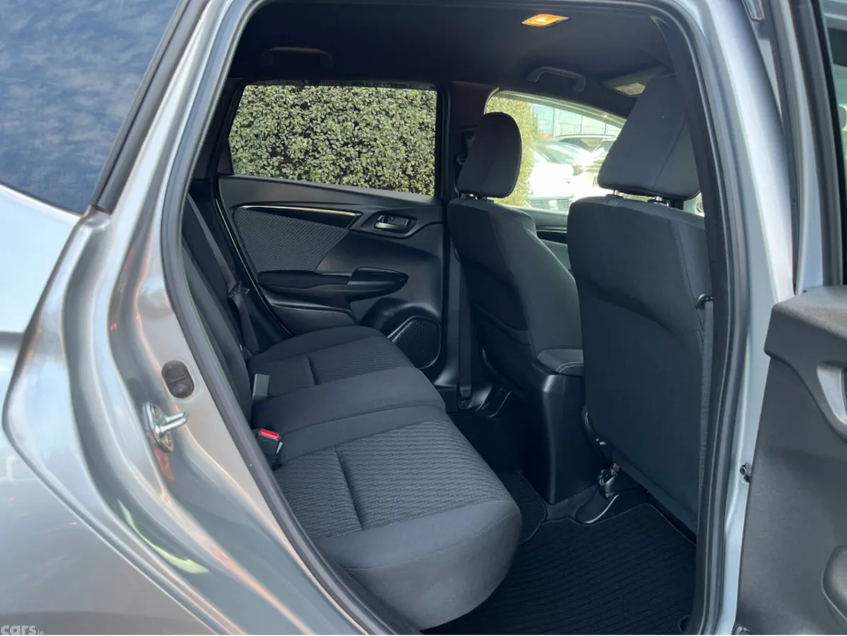 Honda Fit Hatchback, Petrol Hybrid, 2017, Silver