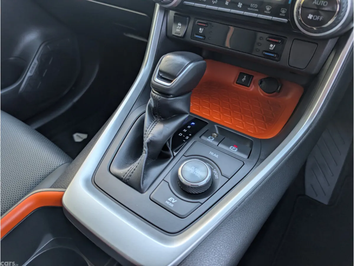 Toyota RAV4 SUV, Petrol Hybrid, 2022, Grey