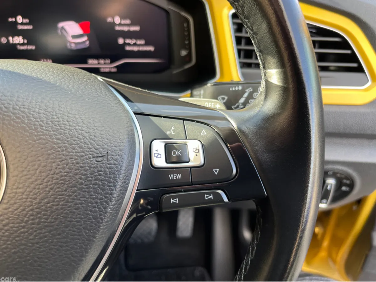 Volkswagen T-Roc SUV, Diesel, 2020, Gold
