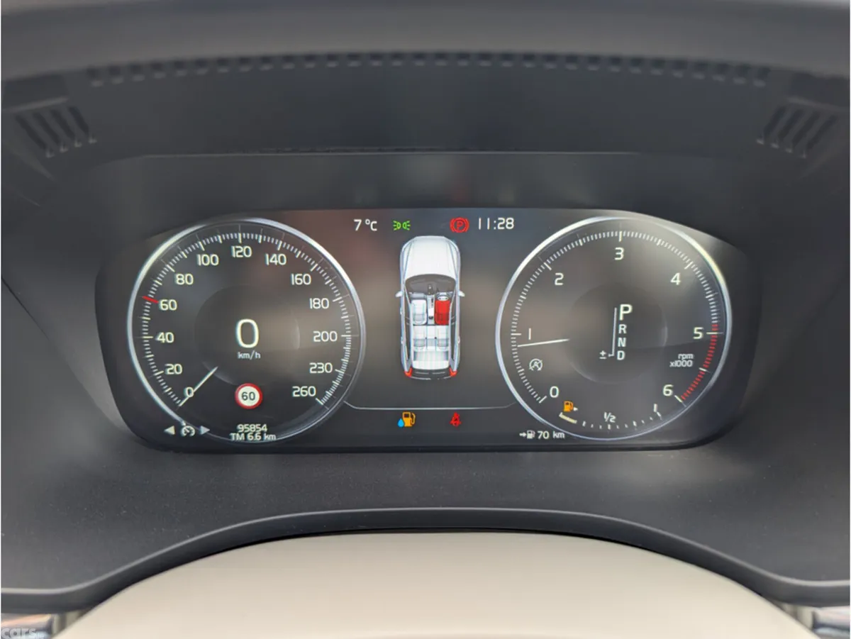 Volvo XC60 SUV, Diesel, 2019, Grey