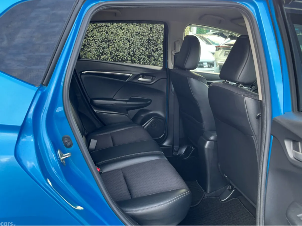 Honda Fit Hatchback, Petrol Hybrid, 2015, Blue