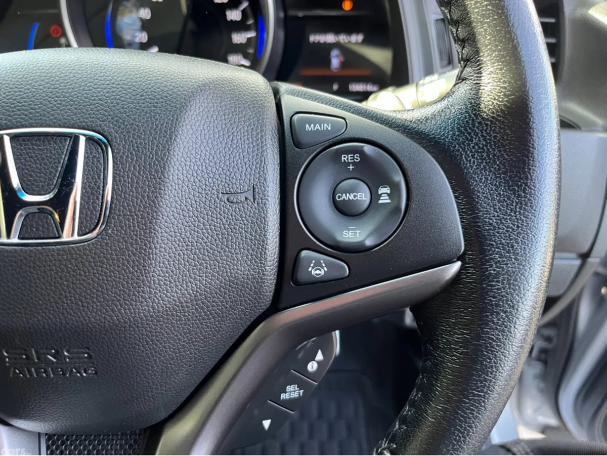 Honda Fit Hatchback, Petrol Hybrid, 2017, Silver