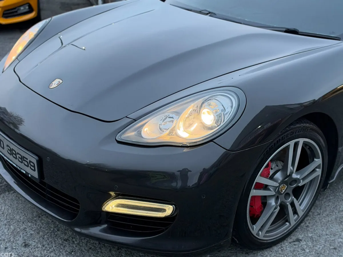 Porsche Panamera Hatchback, Petrol, 2010, Grey