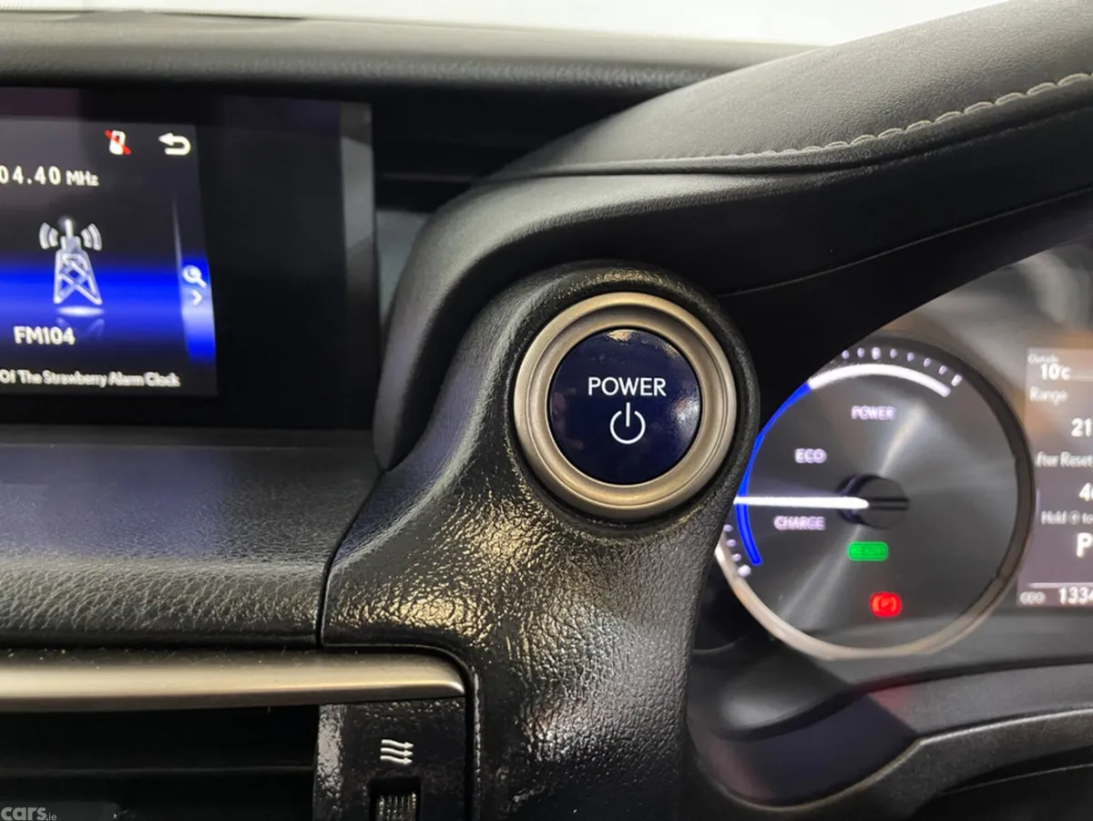 Lexus IS Saloon, Petrol Hybrid, 2020, Black