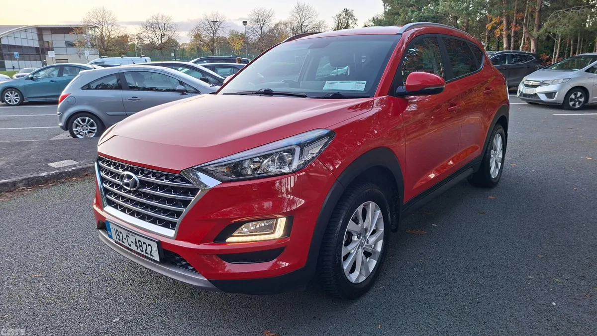 Hyundai Tucson SUV, Diesel, 2019, Red
