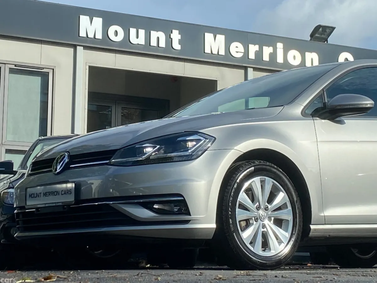 Volkswagen Golf Hatchback, Petrol, 2017, Silver