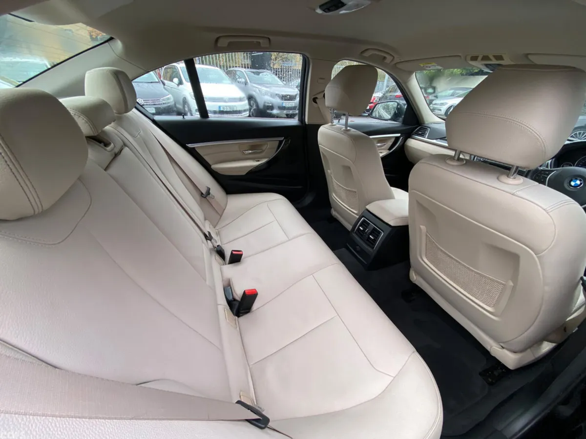 BMW 3-Series Saloon, Petrol Plug-in Hybrid, 2016, Black