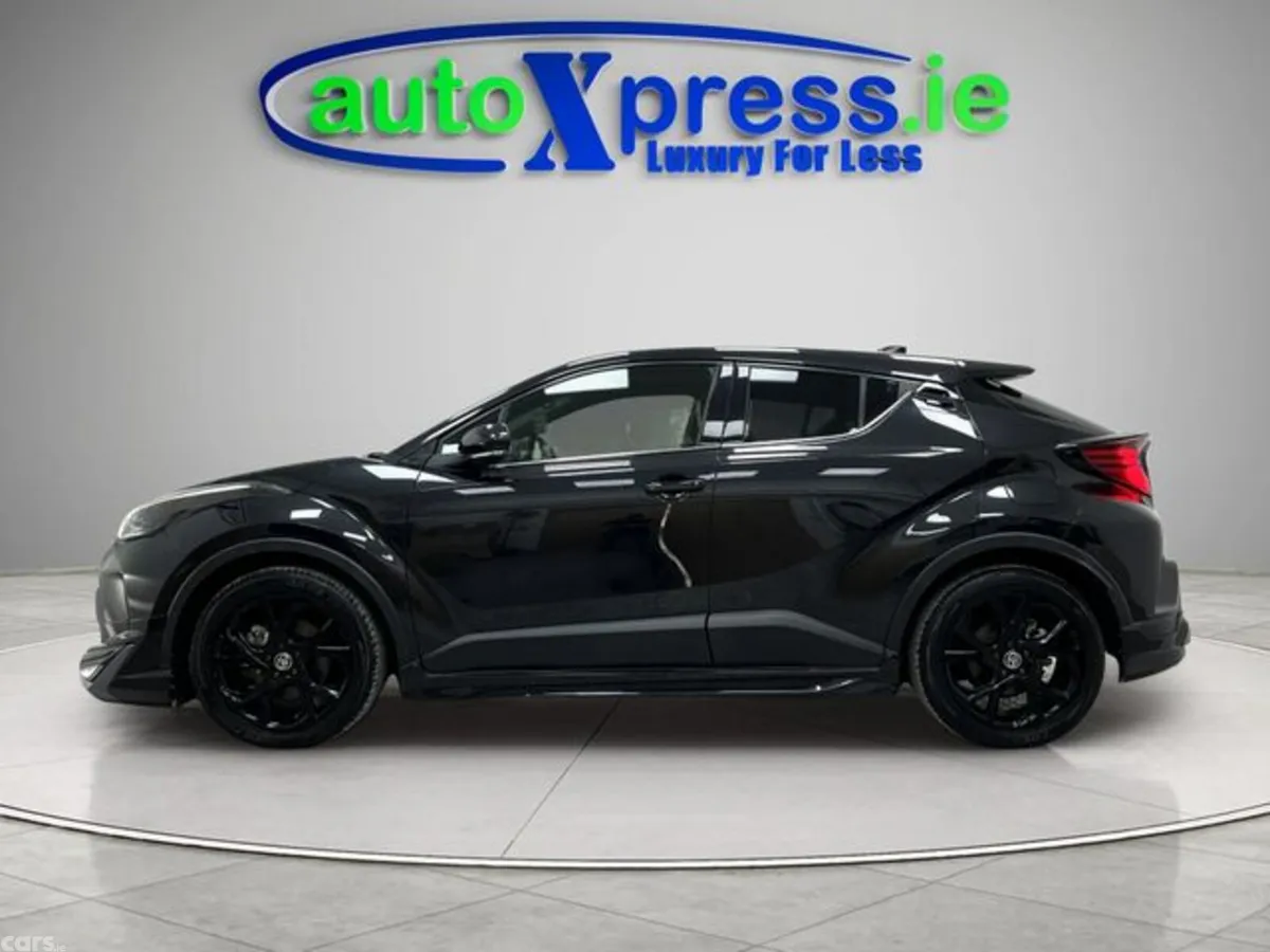 Toyota C-HR SUV, Petrol Hybrid, 2021, Black