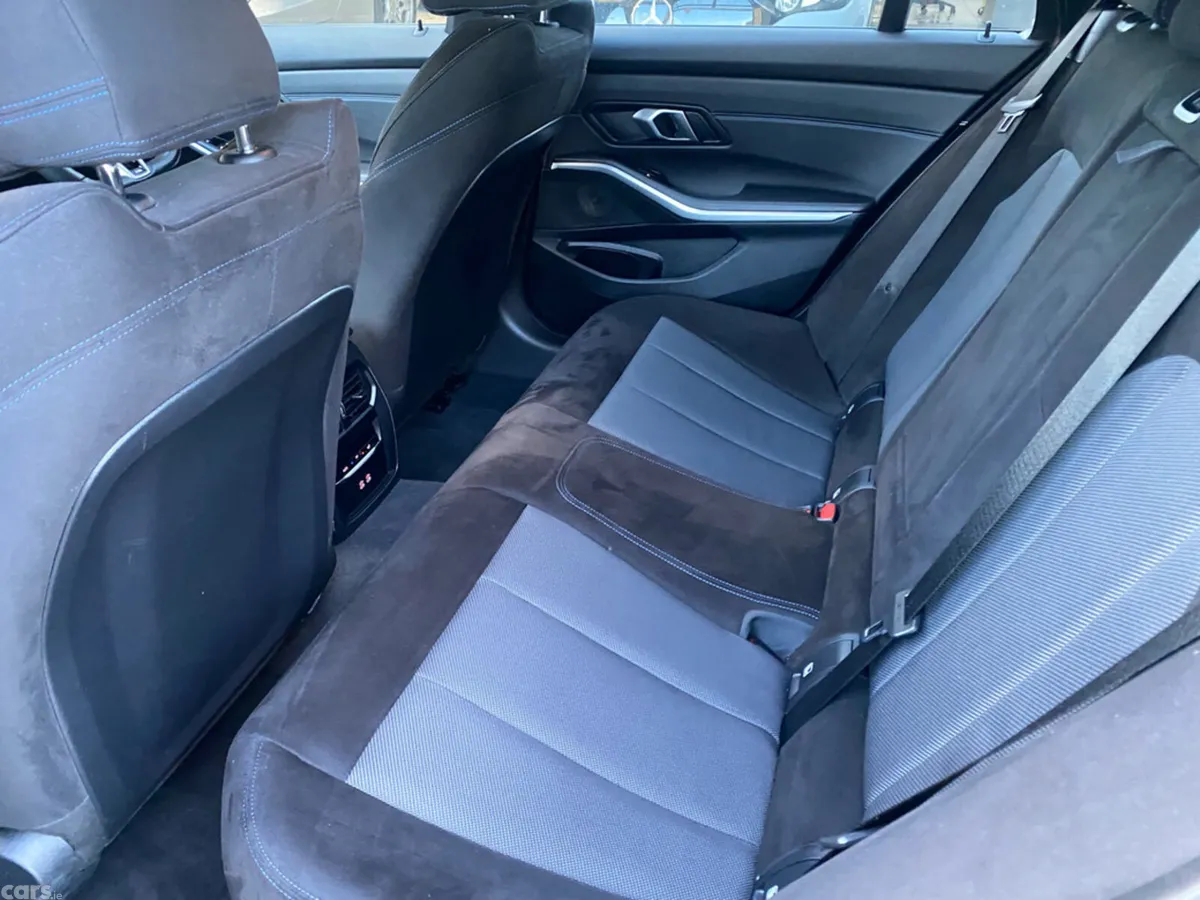 BMW 3-Series Estate, Petrol Plug-in Hybrid, 2025, Black