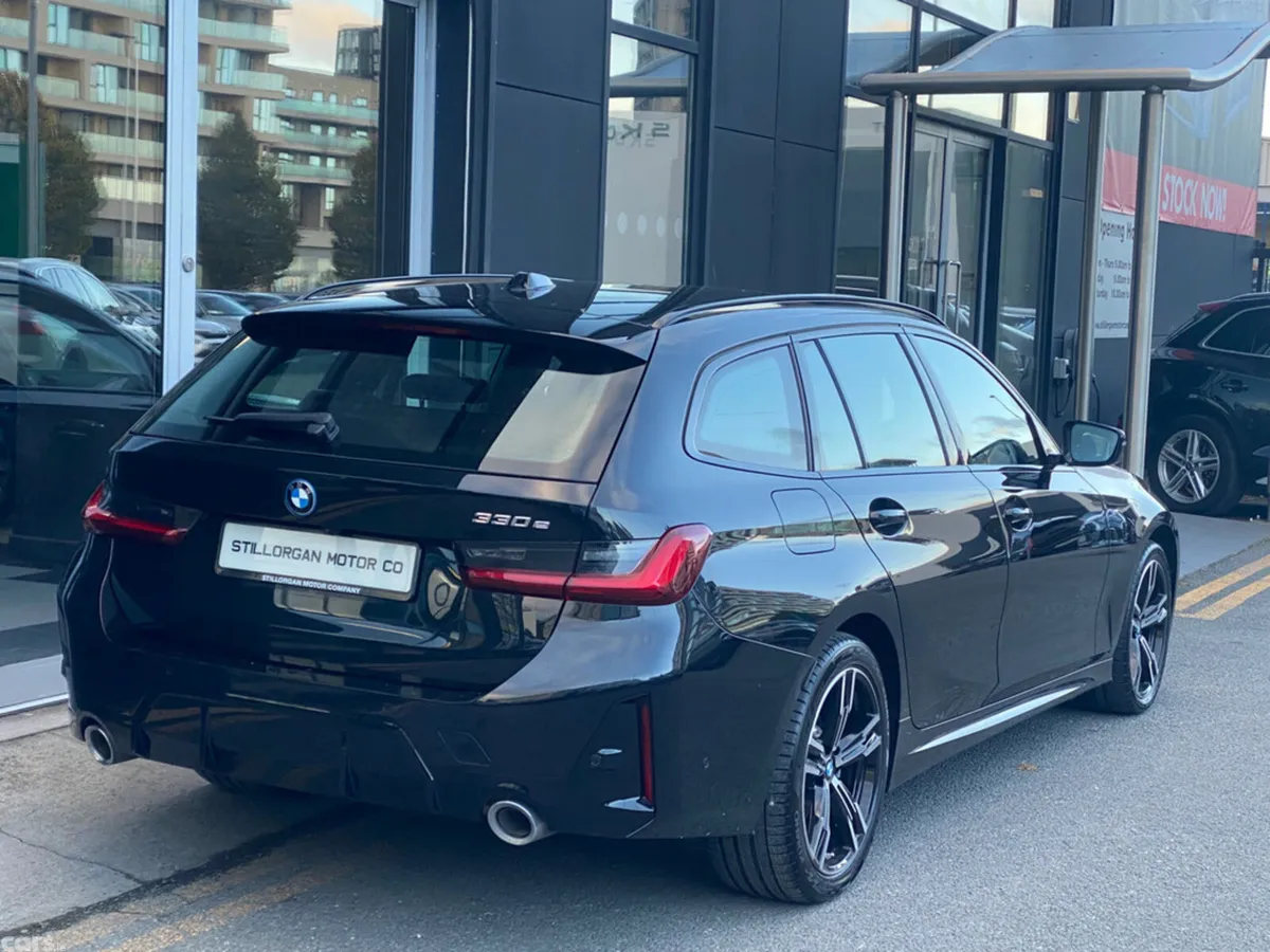 BMW 3-Series Estate, Petrol Plug-in Hybrid, 2025, Black