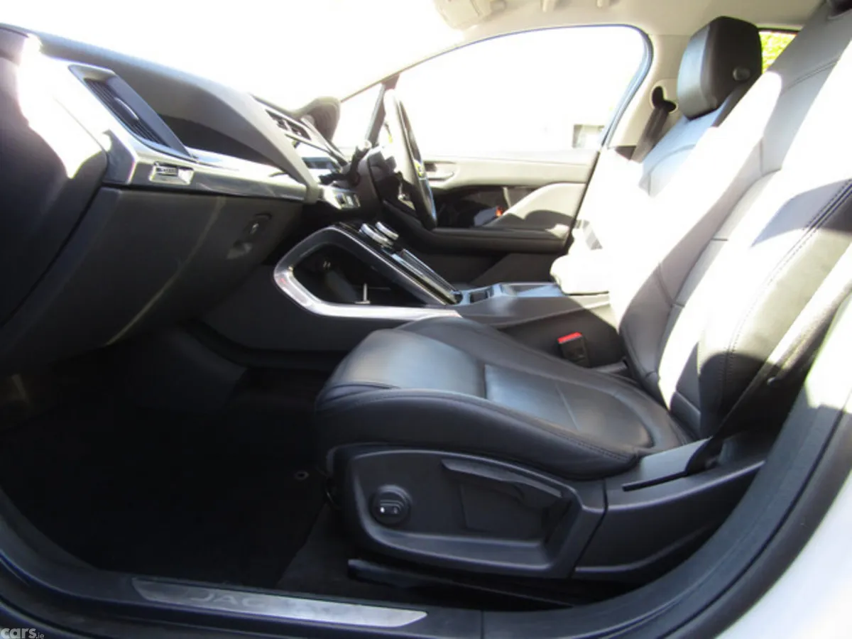 Jaguar I-Pace Hatchback, Electric, 2020, White