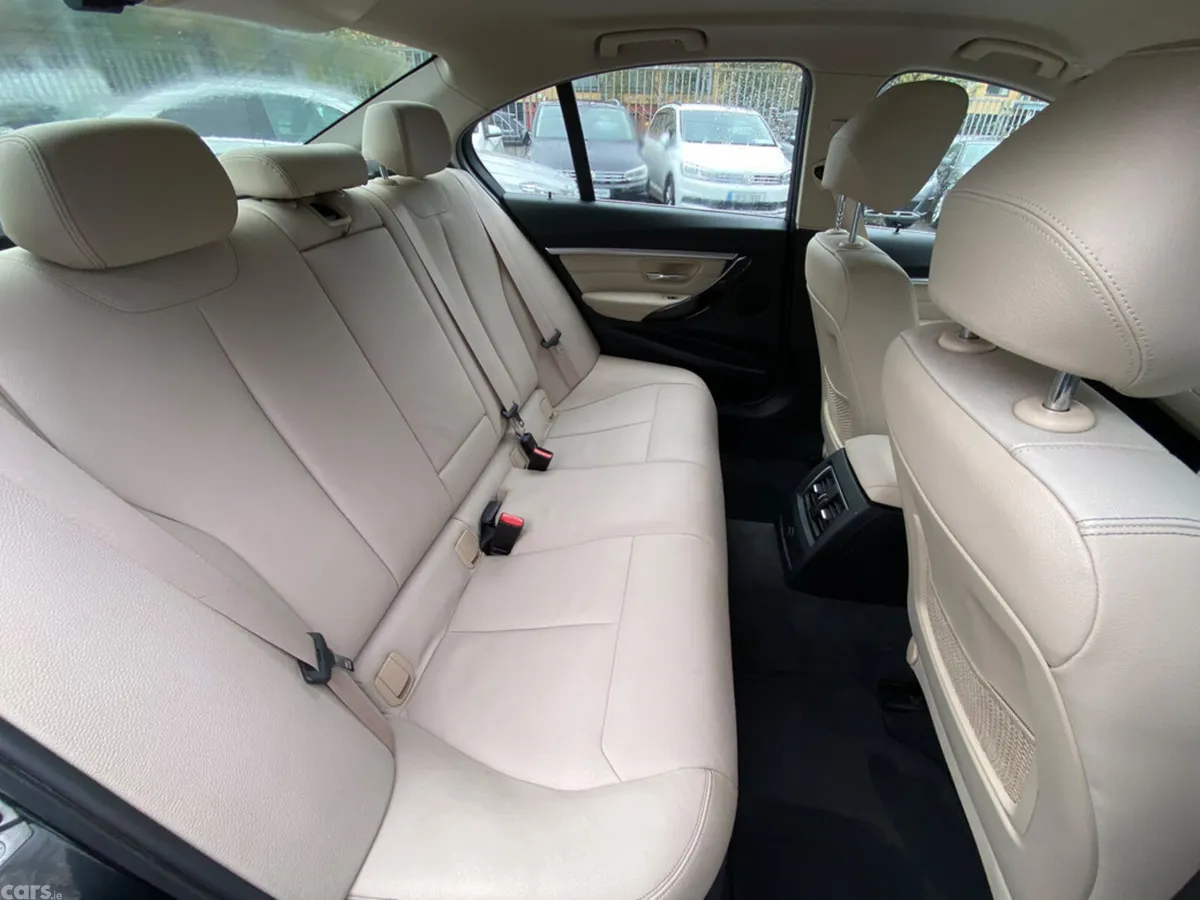 BMW 3-Series Saloon, Petrol Plug-in Hybrid, 2016, Black
