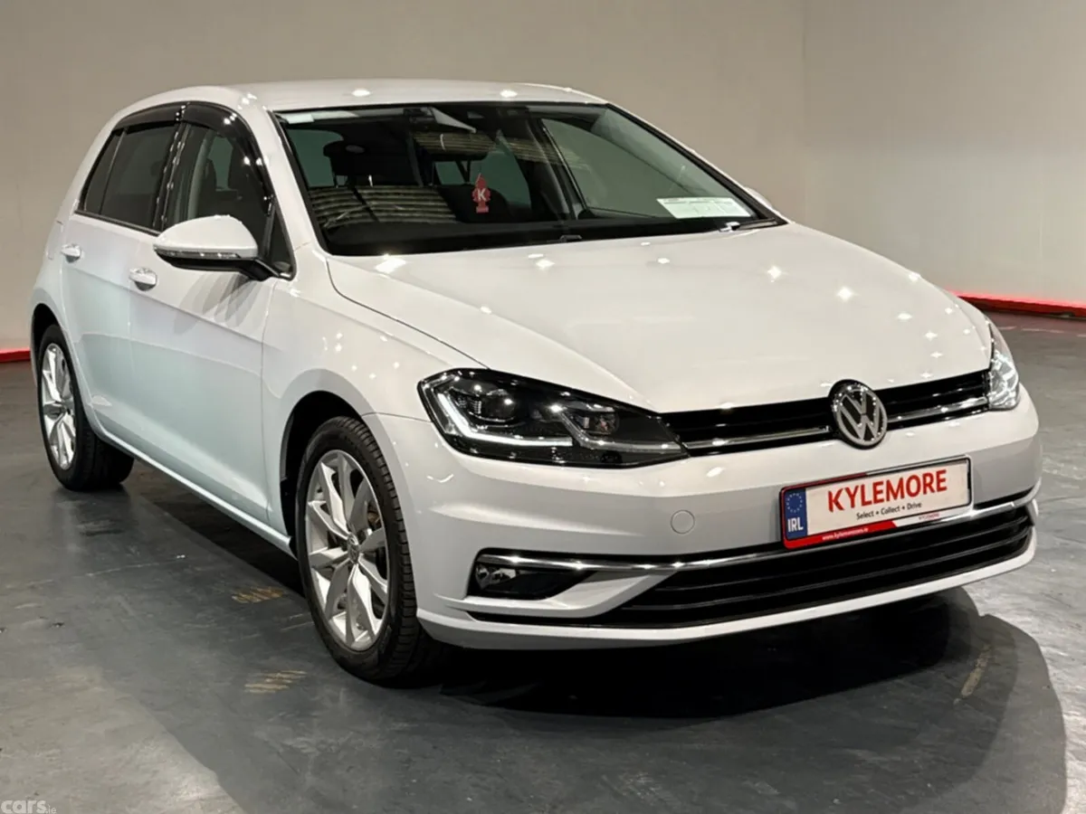 Volkswagen Golf Hatchback, Petrol, 2019, White