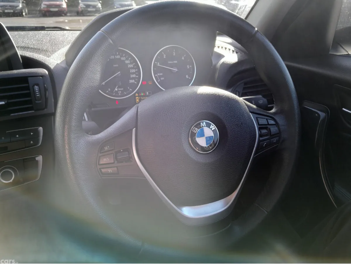 BMW 1-Series Hatchback, Diesel, 2014, Silver